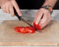/album/vocabulary-cooking/a670px-dice-tomatoes-step-4-jpg/