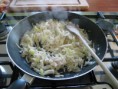 /album/vocabulary-cooking/frying-onions-jpg/